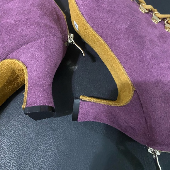 Lace up suede bottom shoes - Picture 6 of 6